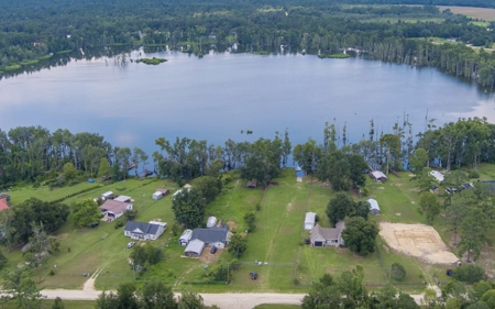 Lakefront Home on 3 Lots For Sale in Jennings, Florida! - image 32