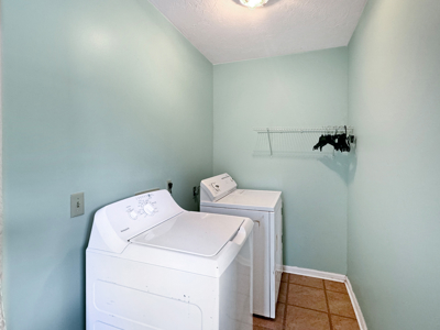 Lakefront Home on 3 Lots For Sale in Jennings, Florida! - image 23