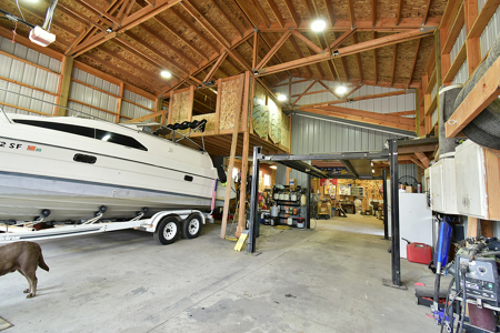 Priced to Sell!!  Cozy home & Huge Shop for sale in Diamond WA - image 27