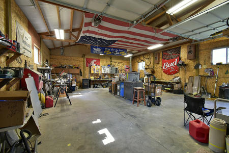 Priced to Sell!!  Cozy home & Huge Shop for sale in Diamond WA - image 26