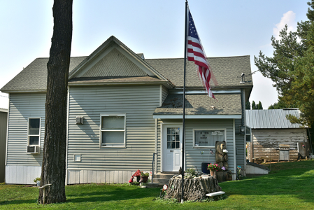 Priced to Sell!!  Cozy home & Huge Shop for sale in Diamond WA - image 23