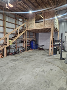 Priced to Sell!!  Cozy home & Huge Shop for sale in Diamond WA - image 28