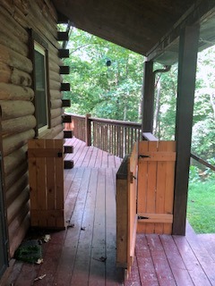 ヨーレイカ Eureka! CAMP-TRAILS Cabin Creek Tobacco River Ranch Glamping