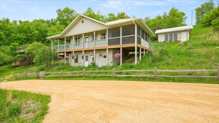 More than a place to live, it's a retreat for the entire family! - image 17