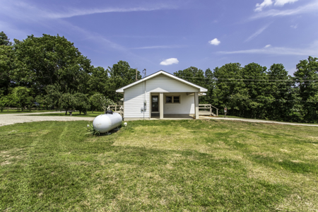 Country Home For Sale in Hardy, Arkansas - image 46