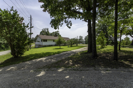 Country Home For Sale in Hardy, Arkansas - image 41