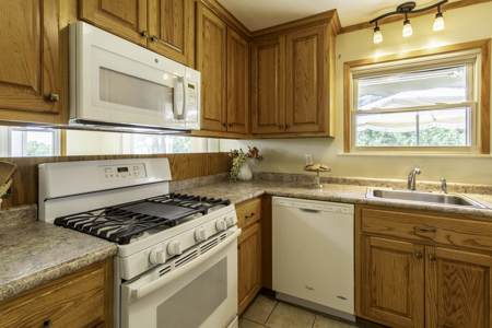 Country Home For Sale in Hardy, Arkansas - image 8
