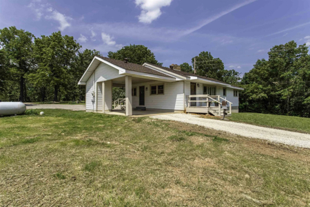 Country Home For Sale in Hardy, Arkansas - image 1