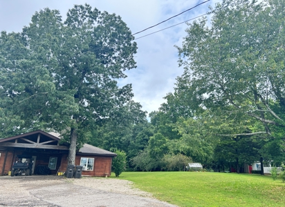 Versitle home for multi families for sale Highland AR - image 2