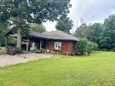 Versitle home for multi families for sale Highland AR - image 23