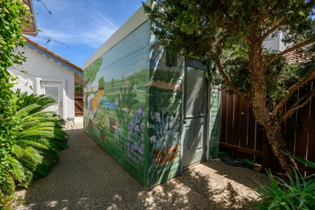 Rare Winters, California Homes for Sale with Solar, Pool - image 49