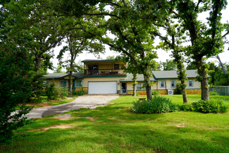 No Reserve Country Home On 10 Acres Auction Noble, Ok - image 2