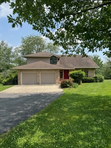 Home and 10 Acres For Sale in Lamoni, Iowa - image 1