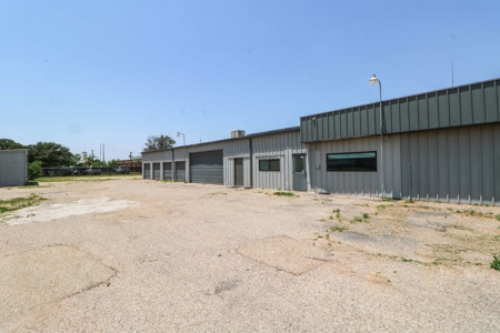 Multi-use commercial office/warehouse building , Lubbock Texas - image 3