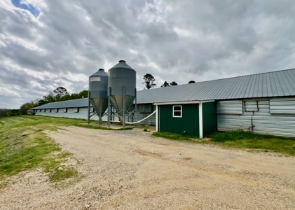 Turn-Key 7 House Broiler Farm in Louisiana - image 12