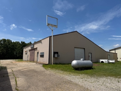Commercial Buildings With Us Hwy 62/412 Frontage Near Salem Ar - image 5