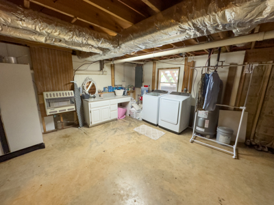 Charming & Spacious Family Home In The Heart Of Salem Arkansas - image 25