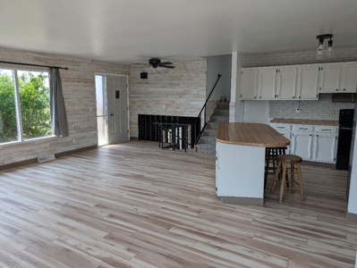 Horse Property, Country Home, 10-Stall Horse Barn, City Water - image 6