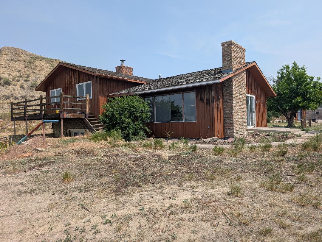 EXTERIOR W/ DECK