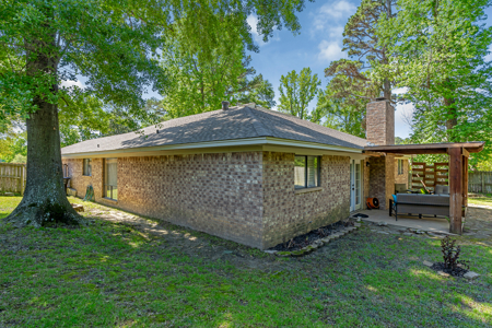 House for sale Pine Tree ISD Wildwood Longview Texas - image 22