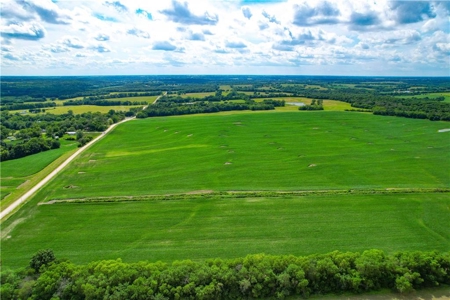 415.5+/- Acres Highly Tillable Grundy County MO Row Crop Farm - image 27