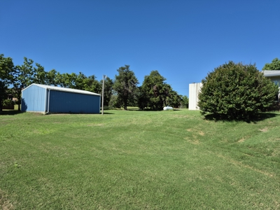 Country Home & Acreage for Sale, Perry, OK Noble County - image 12