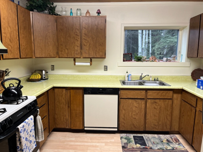 Riverfront Property for Sale near Copper Center, Alaska - image 24