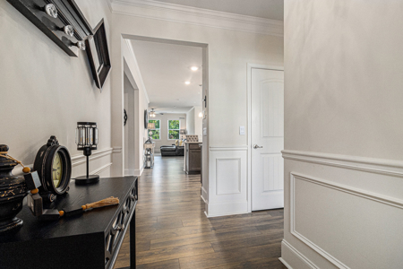 Home for sale on Lake Arrowhead - image 4