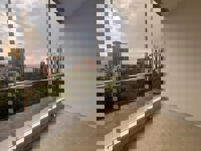 Modern office with Panoramic View in El Poblado - image 5