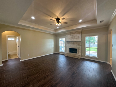 Custom Home for Sale in Gatesville, TX Golf Course Community - image 7