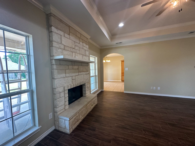 Custom Home for Sale in Gatesville, TX Golf Course Community - image 8