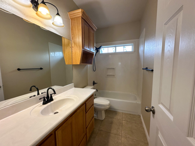 Custom Home for Sale in Gatesville, TX Golf Course Community - image 31