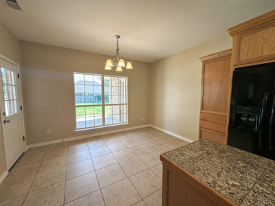 Custom Home for Sale in Gatesville, TX Golf Course Community - image 18