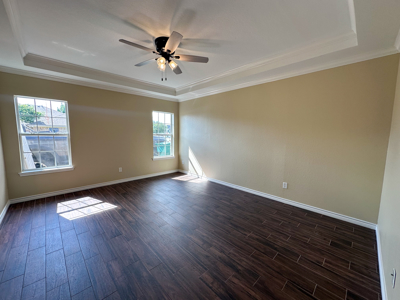 Custom Home for Sale in Gatesville, TX Golf Course Community - image 20