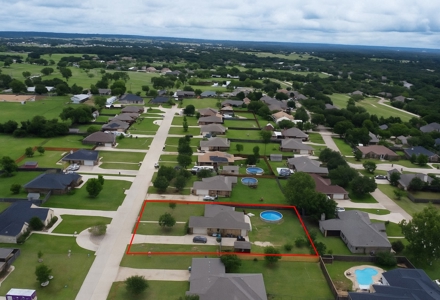 Custom Home for Sale in Gatesville, TX Golf Course Community - image 33