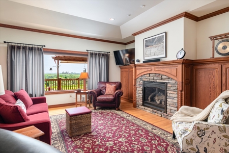 Luxurious Executive Compound for Sale in Southwest Wisconsin - image 13