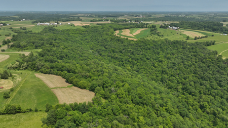 Luxurious Executive Compound for Sale in Southwest Wisconsin - image 42