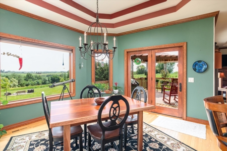 Luxurious Executive Compound for Sale in Southwest Wisconsin - image 14