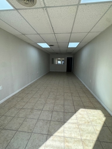 Investment Opportunity on Main – Office or Retail Potential - image 6