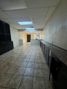 Investment Opportunity on Main – Office or Retail Potential - image 10