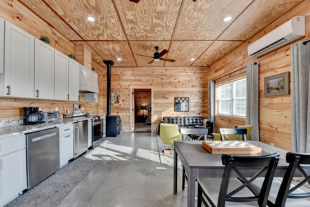 20-Acre Luxury Modern Estate in Barrow County, Georgia For Sale - image 39