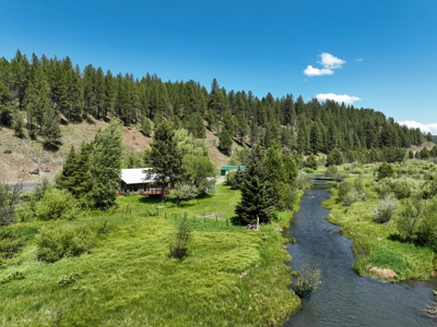 Eastern Oregon Bates Homestead - image 40