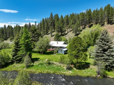 Eastern Oregon Bates Homestead - image 39