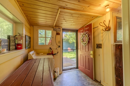 Eastern Oregon Bates Homestead - image 25