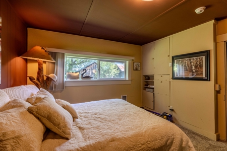 Eastern Oregon Bates Homestead - image 22