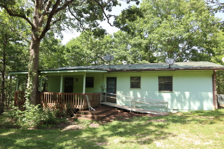 Country Home & Acreage For Sale Near Salem Arkansas - image 6