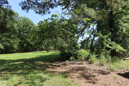 Country Home & Acreage For Sale Near Salem Arkansas - image 34