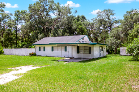 Spacious Country Home for Sale in Live Oak, Florida - image 1