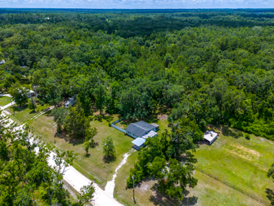 Spacious Country Home for Sale in Live Oak, Florida - image 4