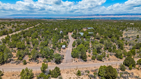 Land for Sale in Montrose CO with all Utilities Installed - image 4